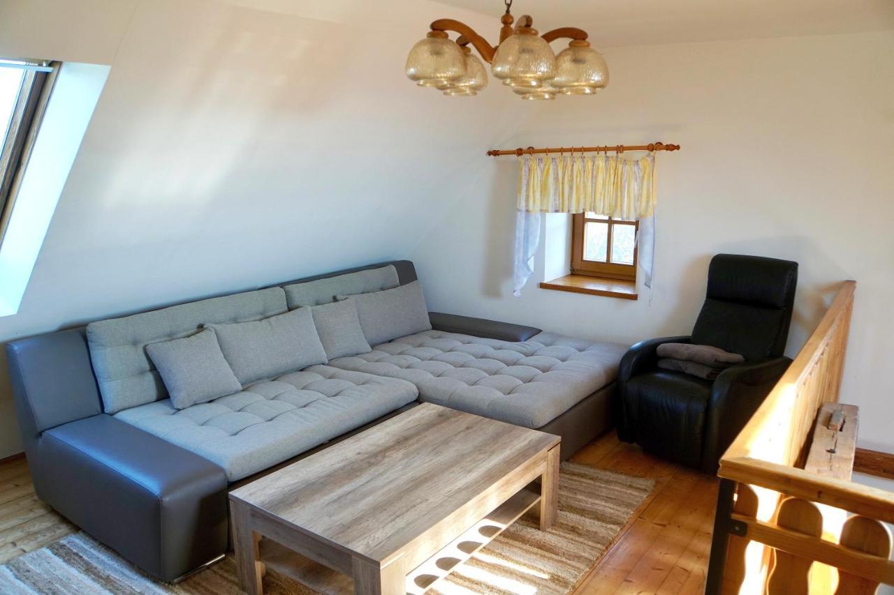 Ferienhaus Haring Kitzeck im Sausal Buitenkant foto